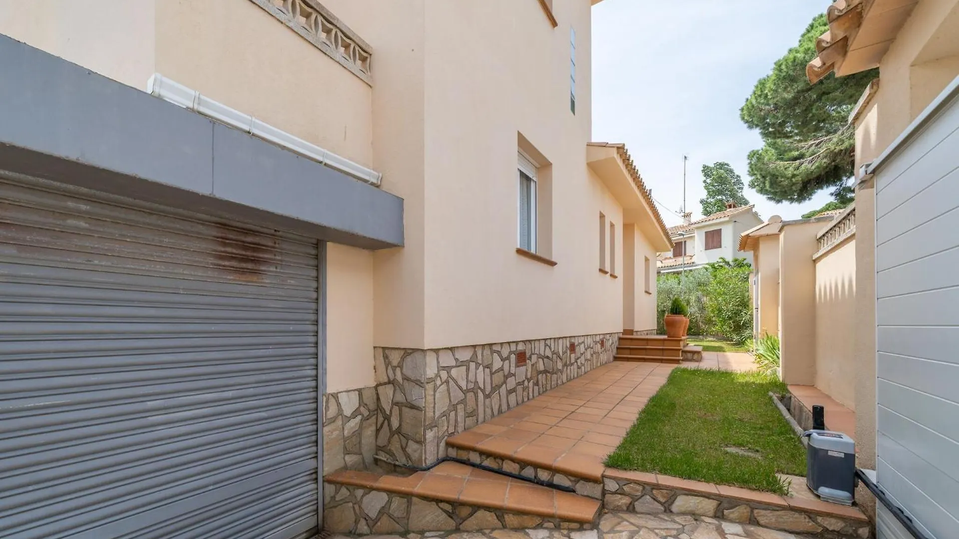 5 Bedroom Villa In L' Escala Spanien
